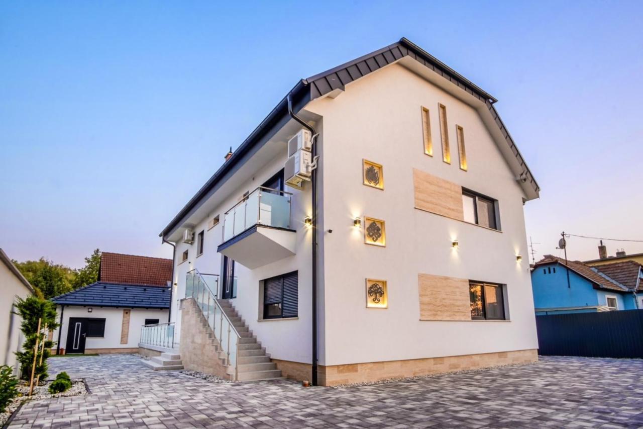 Myflat Premium Resort Siófok Esterno foto